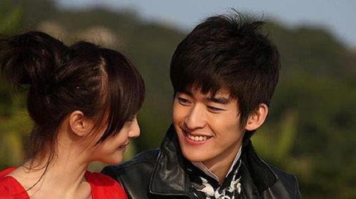 娱乐圈两个人吃瓜